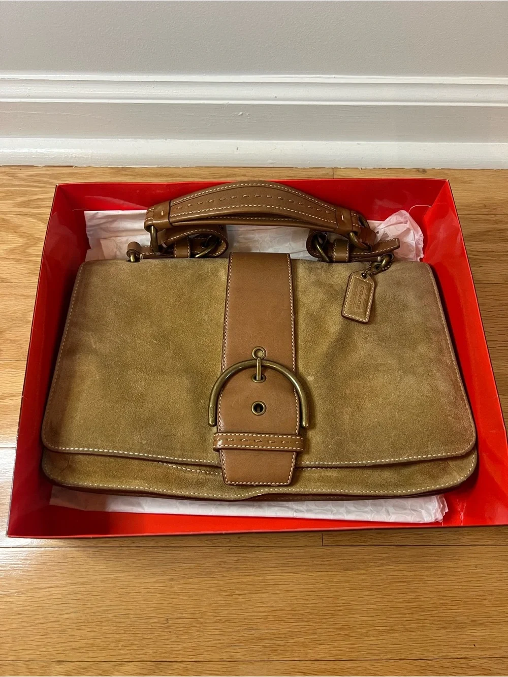VTG Coach Y2K Soho Tan Suede Large Flap Shoulder Bag 9664 - Full Set W/ Box! - Picture 10 of 14